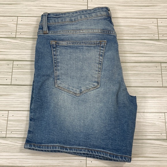 Lucky Brand Denim Shorts The Roll up - Picture 4 of 12